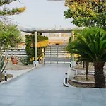 Relax 度假居 马尔马里