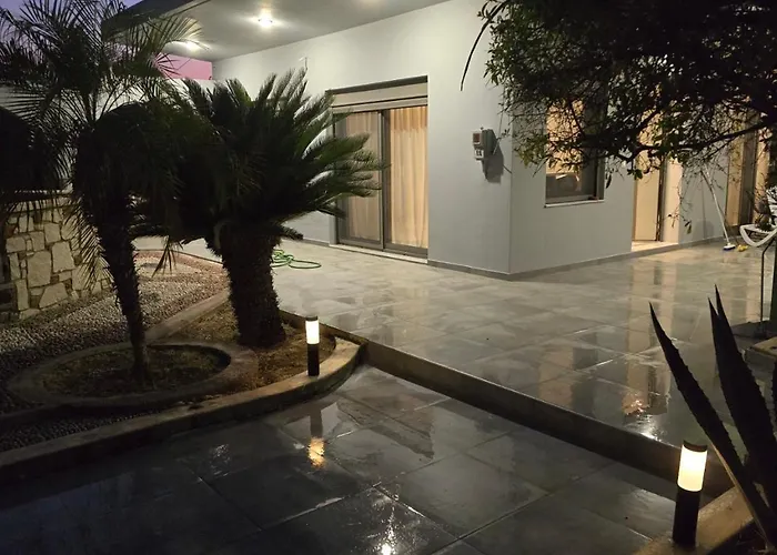 Relax مارماري